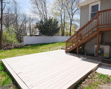 Here's a fantastic opportunity for an owner-occupied investment - photo 10
