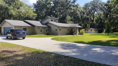 (private lake, pond, creek) Home For Sale in Inverness Florida