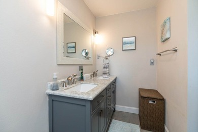 Welcome to this beautifully maintained 4-bedroom, 2.5-bath home - photo 11