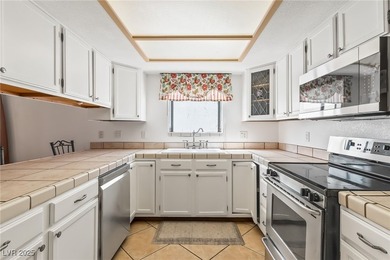 Introducing Laughlin Estates, where the essence of community - photo 13