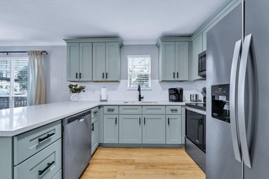 Turnkey Luxury in Blue Mountain Beach - Fully Remodeled 2024! - photo 14