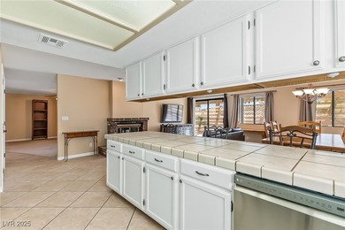 Introducing Laughlin Estates, where the essence of community - photo 16