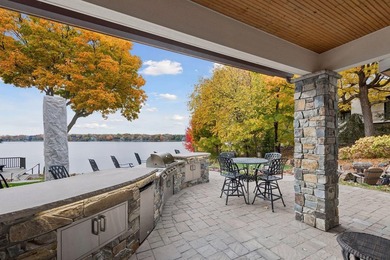 Experience the pinnacle of lakeside luxury with this - photo 17