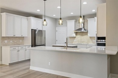 This exceptional home features a thoughtfully designed tri-split - photo 21