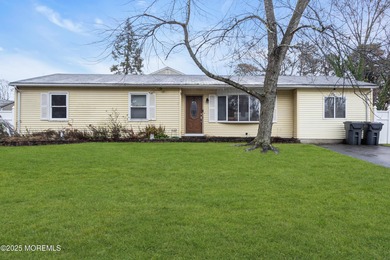 Lake Riviera Home Sale Pending in Brick New Jersey