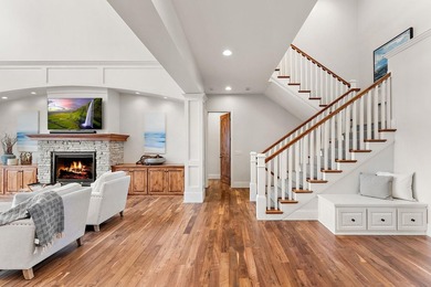 Experience the pinnacle of lakeside luxury with this - photo 47