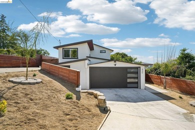Nestled near the desirable Glen Cove area, 449 Gillcrest Ave - photo 3
