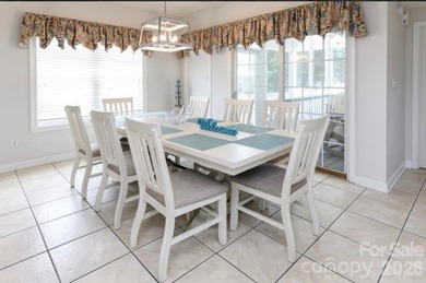 Welcome to your dream coastal getaway! Perfectly situated - photo 6