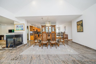 Welcome to 274 Retford Avenue! This beautiful broadside ranch is - photo 11