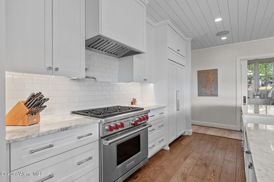 Cottage 27 is a beautifully crafted home in the heart of Gozzer - photo 16