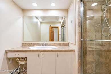 Welcome to 274 Retford Avenue! This beautiful broadside ranch is - photo 24
