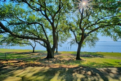Discover a rare UNRESTRICTED waterfront retreat on Toledo Bend - photo 26