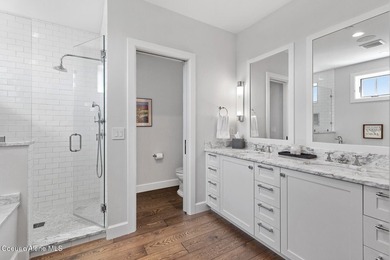 Cottage 27 is a beautifully crafted home in the heart of Gozzer - photo 27