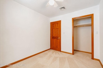 Welcome to 274 Retford Avenue! This beautiful broadside ranch is - photo 28