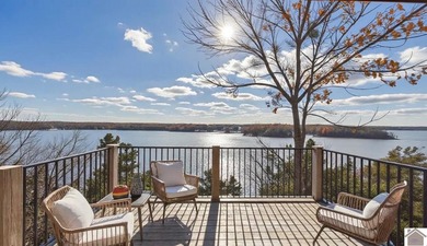 Spectacular views. Prime marina location. Investor-ready - photo 4