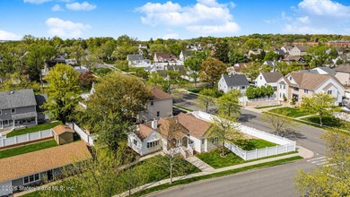 Welcome to 274 Retford Avenue! This beautiful broadside ranch is - photo 44
