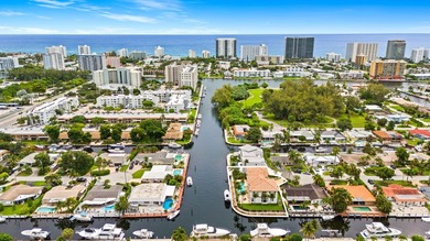 Stunning deep-water point-lot estate in exclusive Harbor Village - photo 7
