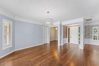 Motivated seller, bring all offers. Welcome to this beautifully - photo 6