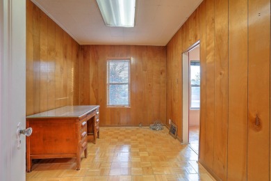 Work and live from home!  This mixed-used zoned property (MX-L)