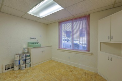 Work and live from home!  This mixed-used zoned property (MX-L)