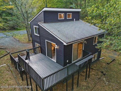 Lake Home For Sale in Tobyhanna, Pennsylvania