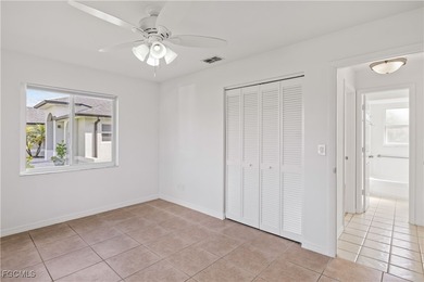 Move-In Ready SW Cape Coral Home and No Flood Zone! This clean - photo 22
