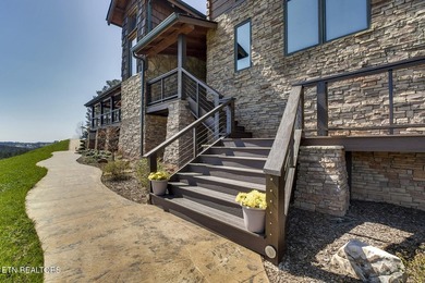 STUNNING! Luxury log home nestled on just over 8 acres with 270 - photo 4