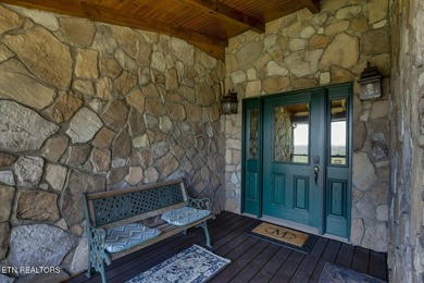 STUNNING! Luxury log home nestled on just over 8 acres with 270 - photo 5