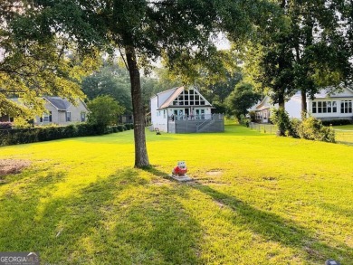 Lake Home For Sale in Milledgeville, Georgia
