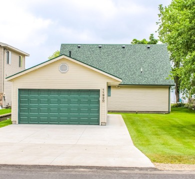Lake Home For Sale in Houghton Lake, Michigan