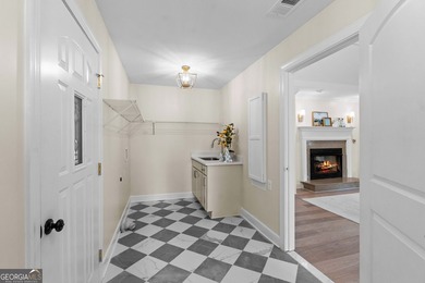 LAKE TOBESOFKEE WATERFRONT ESTATE WITH 525 FEET OF SHORELINE, 2 - photo 33