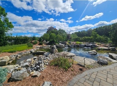 AN EXTRAORDINARY PRIVATE ESTATE RETREAT ON OVER 3 BEAUTIFULLY - photo 2
