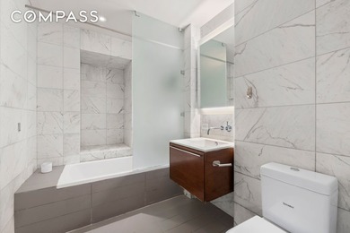 -Condo -Investor friendly -Washer/dryer in unit Residence 5D at - photo 6