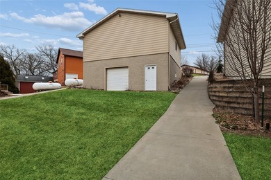 Experience lakefront living at Lake Ponderosa, where stunning - photo 7