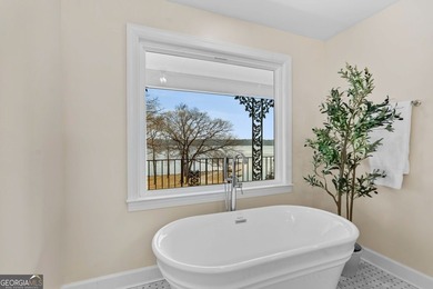 LAKE TOBESOFKEE WATERFRONT ESTATE WITH 525 FEET OF SHORELINE, 2 - photo 48