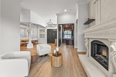 Welcome to a beautifully updated Wellington residence that - photo 10