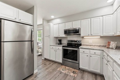 Perhaps the nicest 4 Bedroom home on Brunswick Landing. Easy - photo 12