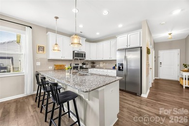 Welcome to this well-kept 2021 Stanley Martin Hazelwood home - photo 13