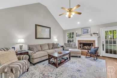 Welcome to your private retreat in Oak Point! Situated on a - photo 14