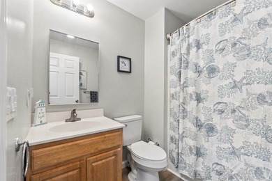 Perhaps the nicest 4 Bedroom home on Brunswick Landing. Easy - photo 29