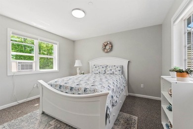 Perhaps the nicest 4 Bedroom home on Brunswick Landing. Easy - photo 34