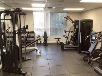 Well Kept, updated 1st floor 2 bdrm 2 bath condo in 55+ gated - photo 35