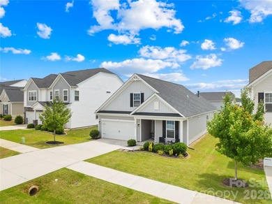 Welcome to this well-kept 2021 Stanley Martin Hazelwood home - photo 39