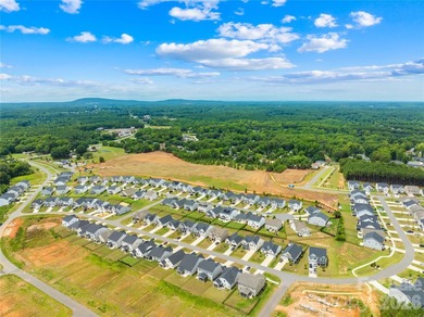 Welcome to this well-kept 2021 Stanley Martin Hazelwood home - photo 45