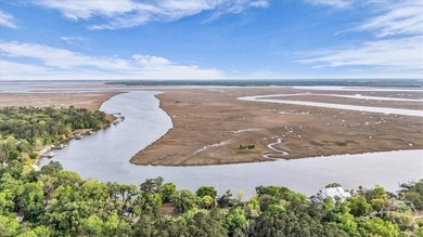Welcome to your private retreat in Oak Point! Situated on a - photo 50