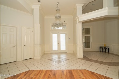 Great price, great location! This lovely 4 bedroom, 3 bath home - photo 4