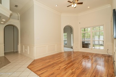 Great price, great location! This lovely 4 bedroom, 3 bath home - photo 5