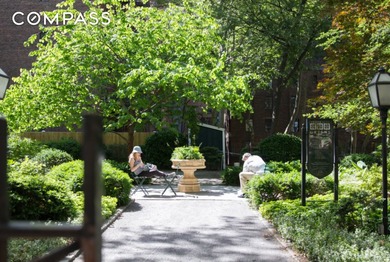 Welcome to your perfect urban sanctuary in the heart of - photo 9