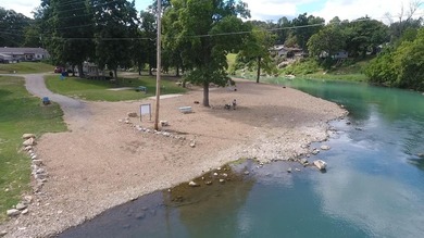 SPRING RIVER: Riverside Resort with approx. 800 ft. of Spring - photo 11