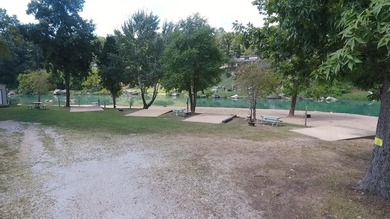 SPRING RIVER: Riverside Resort with approx. 800 ft. of Spring - photo 16